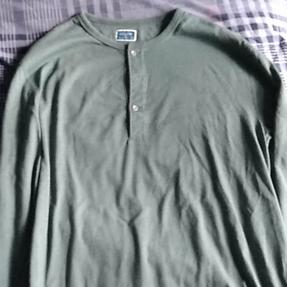J. Crew mens large 2 button longsleeve, light grn